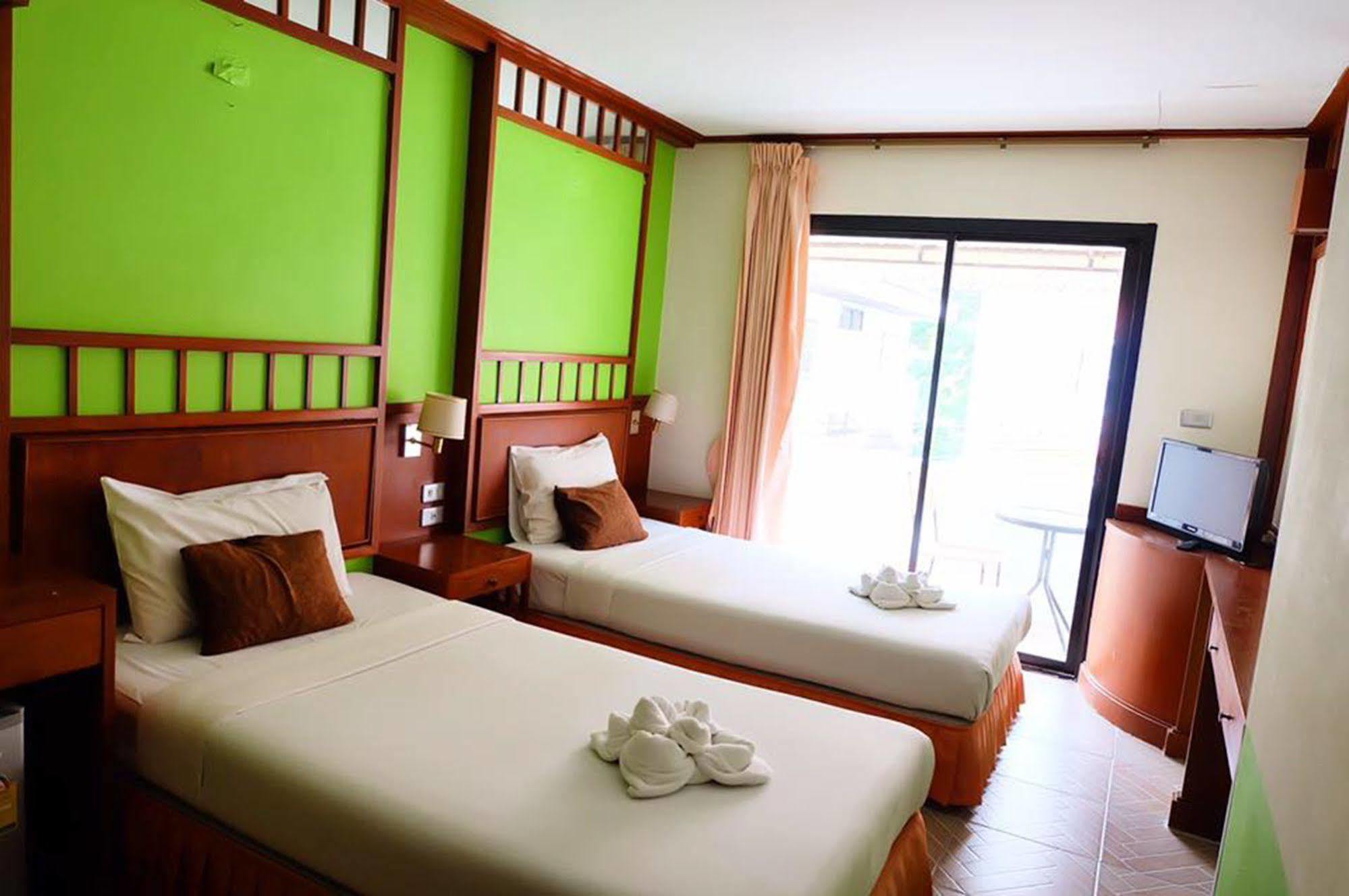 Kaneng Guesthouse HHQ Exterior foto