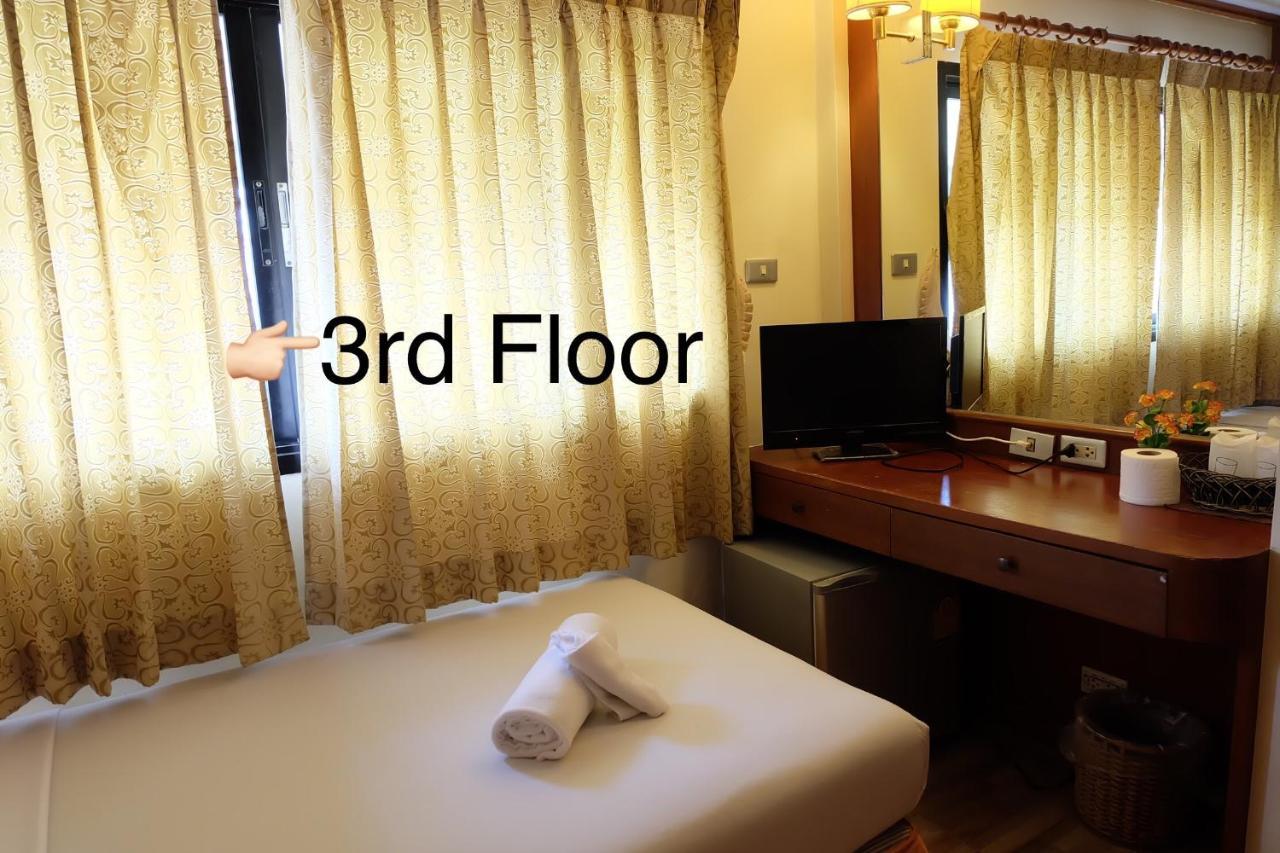 Kaneng Guesthouse HHQ Exterior foto